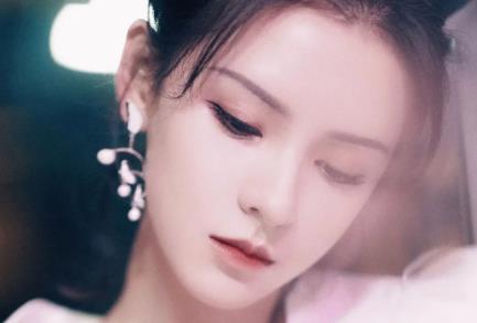 心屬一人的網(wǎng)名，心里牽掛一個(gè)人的網(wǎng)名