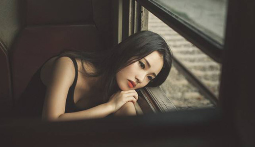 特別傷感讓人看了想哭的句子，最傷感的句子看了想哭